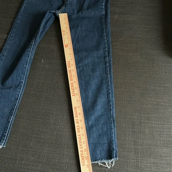 721 Levi's  High Rise Skinny Blue Jeans - Picture 4 of 7